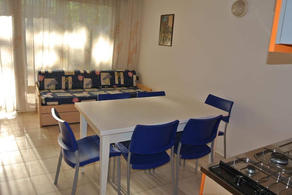 Residence Gardenia Lignano Sabbiadoro Kültér fotó