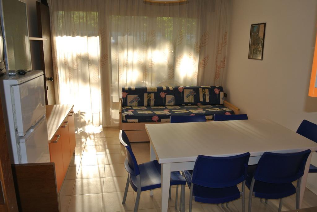 Residence Gardenia Lignano Sabbiadoro Kültér fotó