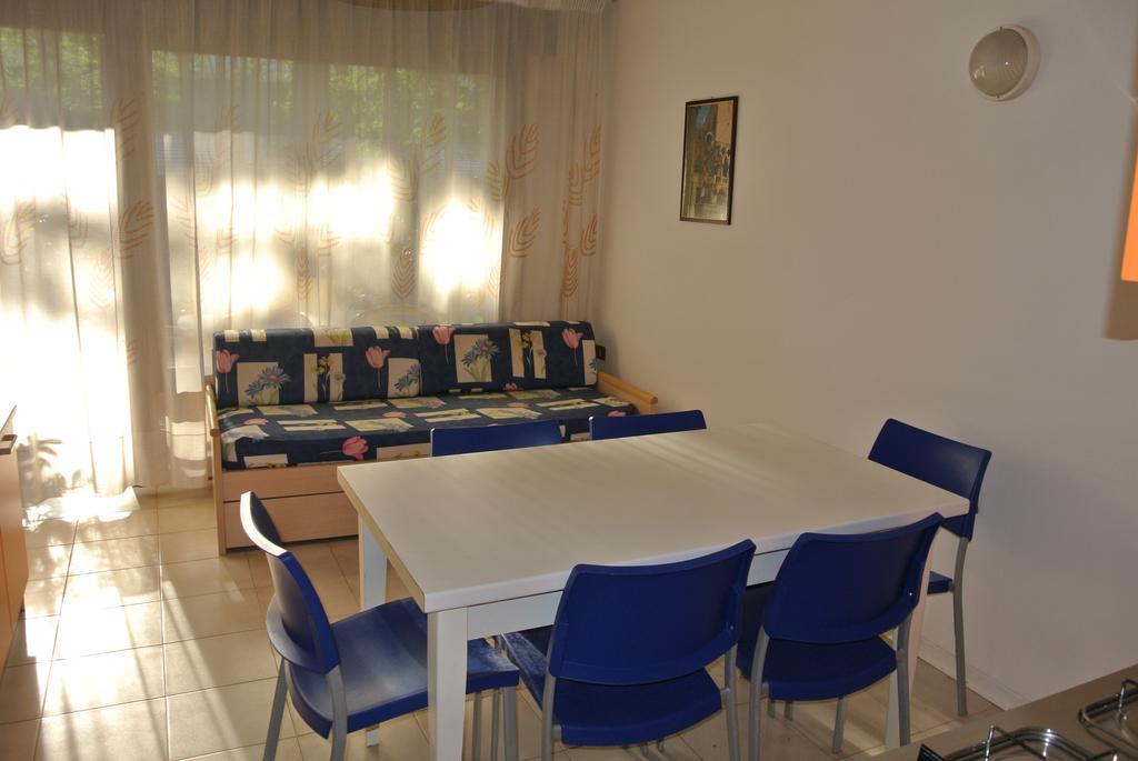 Residence Gardenia Lignano Sabbiadoro Kültér fotó