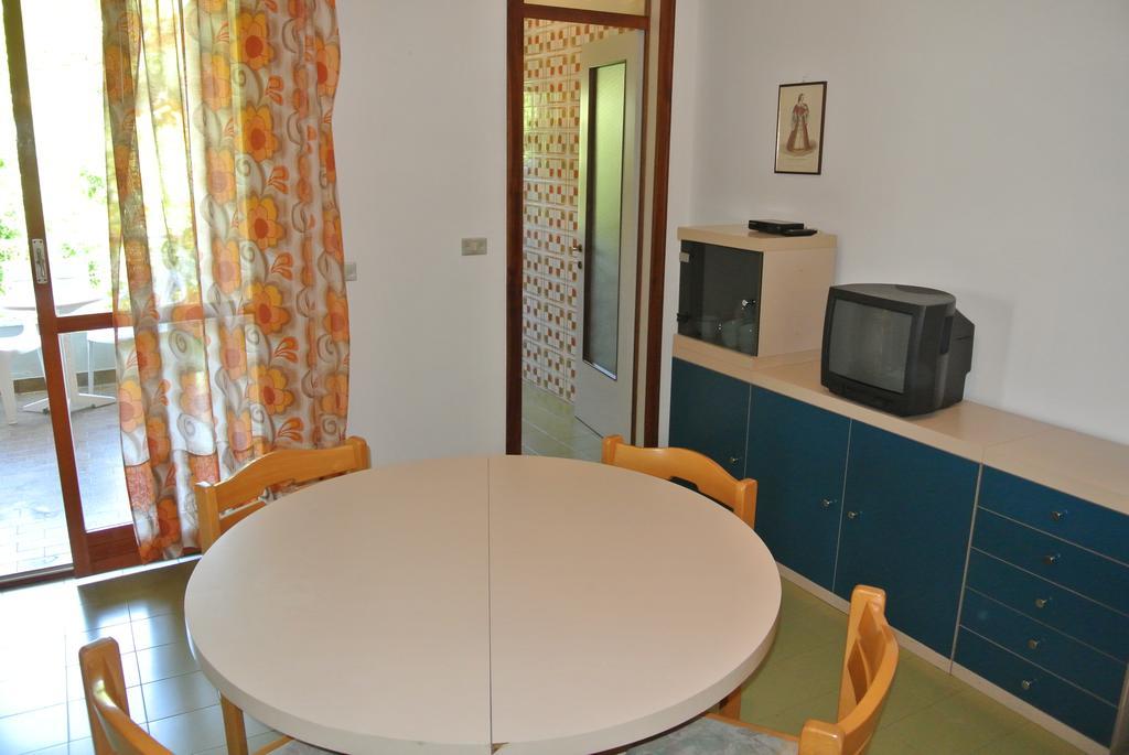 Residence Gardenia Lignano Sabbiadoro Kültér fotó