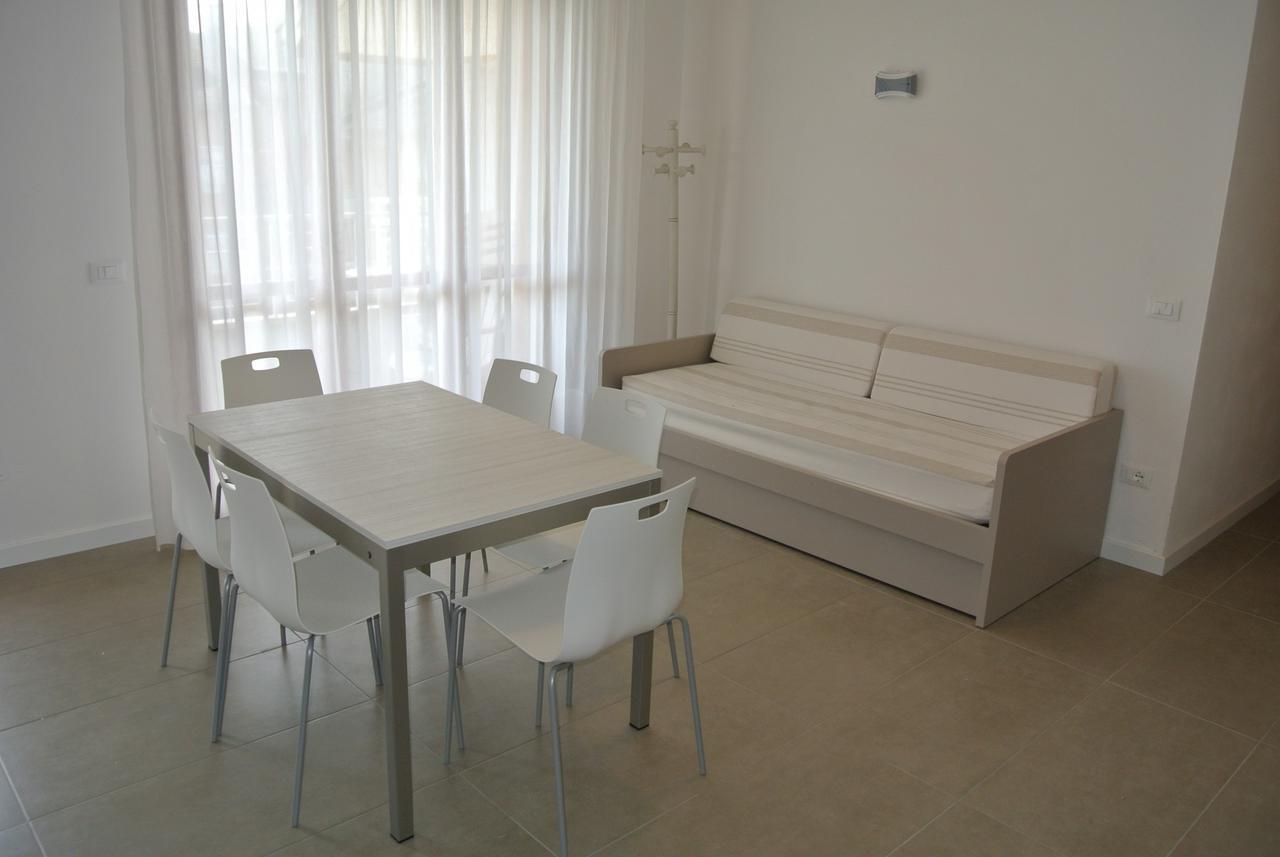 Residence Gardenia Lignano Sabbiadoro Kültér fotó