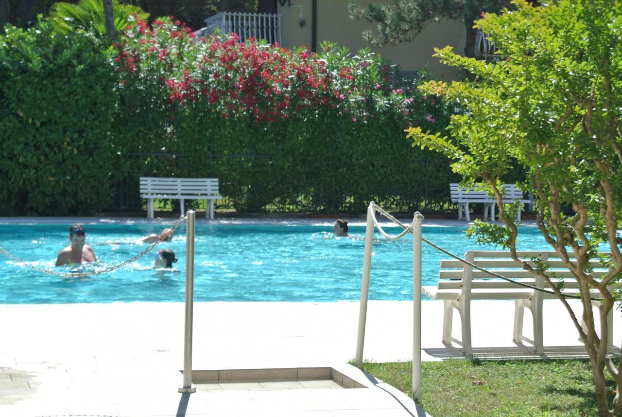 Residence Gardenia Lignano Sabbiadoro Kültér fotó